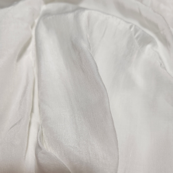 SIZE Large White Bohemian Maxi Dress with lace and ruffles V-neckline Light. - Picture 3 of 13